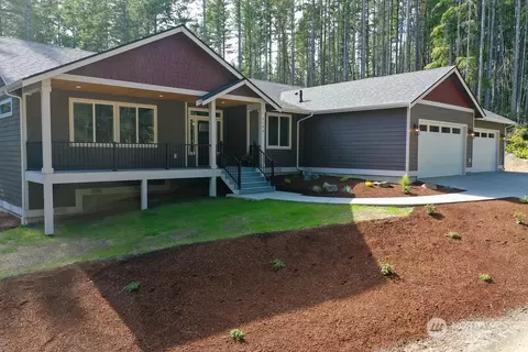 3193 SW Lake Flora Rd, Port Orchard, WA 98367