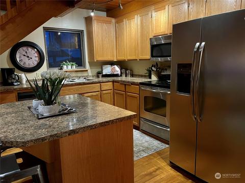 62216 Willow Tree Way E, Greenwater, WA 98022 photo 7