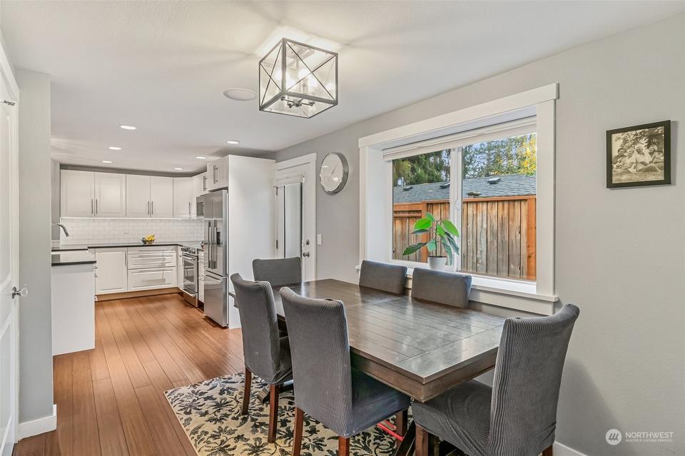  2022 137th St, Seattle, WA 98125 photo 9