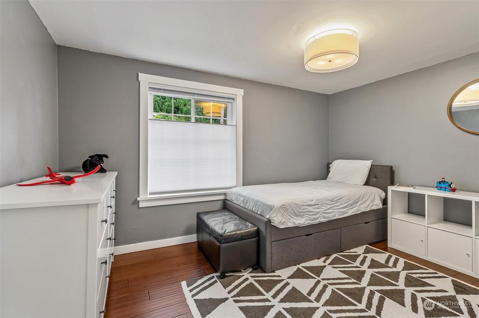  2022 137th St, Seattle, WA 98125 photo 23