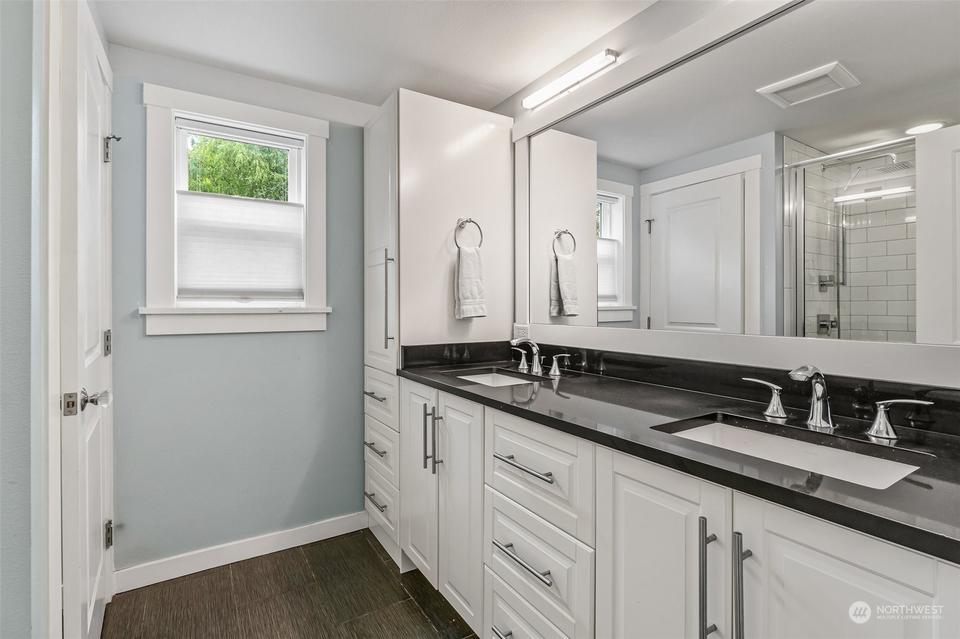  2022 137th St, Seattle, WA 98125 photo 21