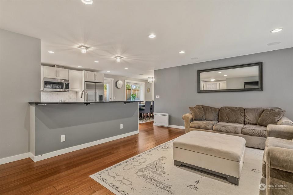  2022 137th St, Seattle, WA 98125 photo 5
