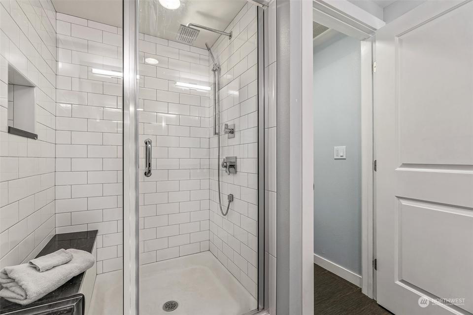  2022 137th St, Seattle, WA 98125 photo 22