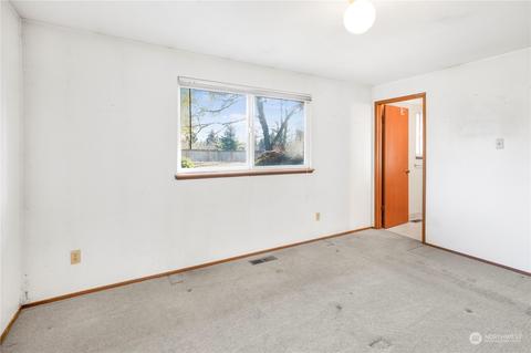 10021 18th Pl W, Everett, WA 98204 photo 4