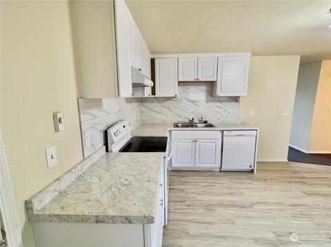 1428 E 55th St, Tacoma, WA 98404 photo 8