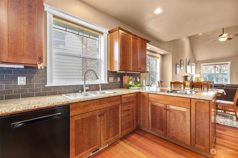 1024 Wetmore Ave, Everett, WA 98201 photo 10