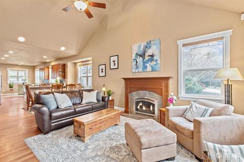 1024 Wetmore Ave, Everett, WA 98201 photo 2