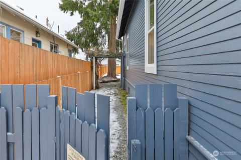2711 Victor Pl, Everett, WA 98201 photo 3