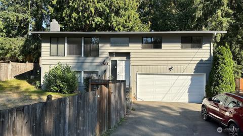 13715 1st Pl W, Everett, WA 98208