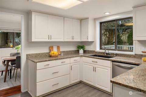 415 164th Pl SE, Bothell, WA 98012 photo 11