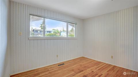 1013 E Maclyn St, Kent, WA 98030 photo 17