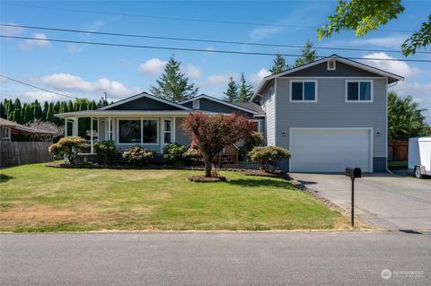 535 Morton St, Sumas, WA 98295