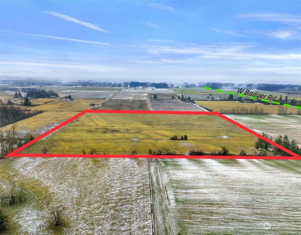 1096 W Badger Rd, Lynden, WA 98264