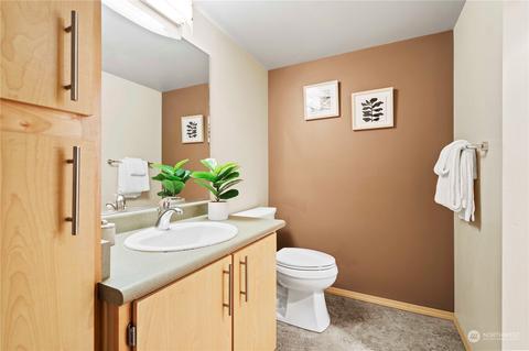 10709 Valley View Rd #B302, Bothell, WA 98011 photo 9