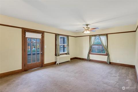6736 3rd Ave NW, Seattle, WA 98117 photo 6