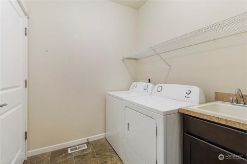 15609 Elm St E, Sumner, WA 98390 photo 24