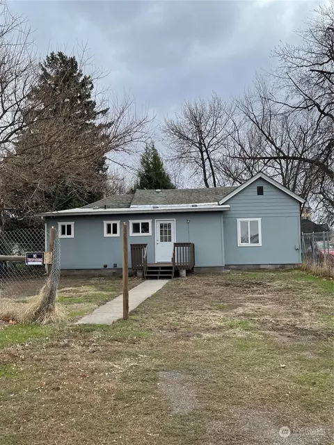 313 E Cherry St, Walla Walla, WA 99362 photo 3