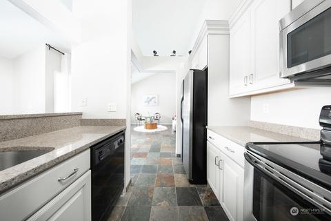 820 E Cady Rd #D204, Everett, WA 98203 photo 14