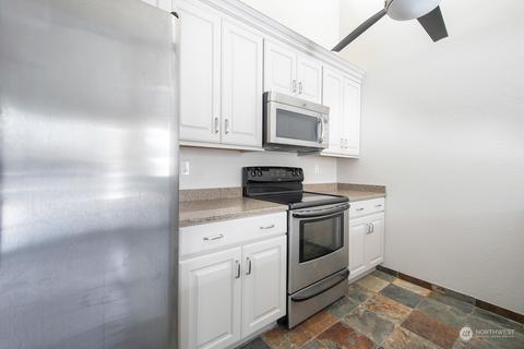 820 E Cady Rd #D204, Everett, WA 98203 photo 11
