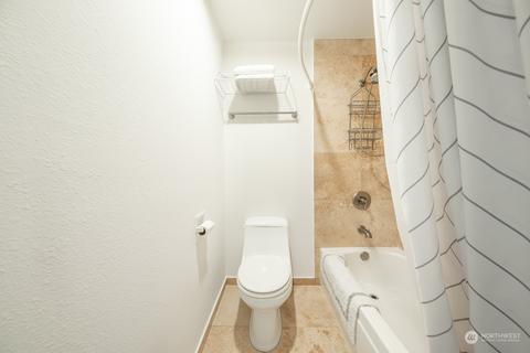 820 E Cady Rd #D204, Everett, WA 98203 photo 22