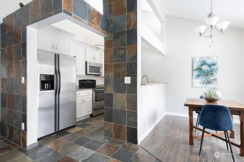 820 E Cady Rd #D204, Everett, WA 98203 photo 8