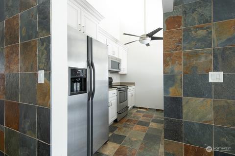 820 E Cady Rd #D204, Everett, WA 98203 photo 9