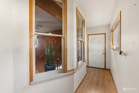 511 E 5th St, Aberdeen, WA 98520 photo 4