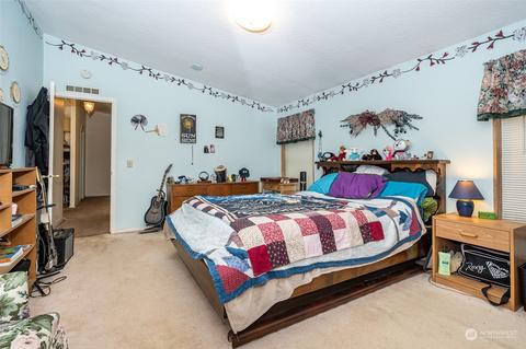 400 W Walnut St, Winlock, WA 98596 photo 14