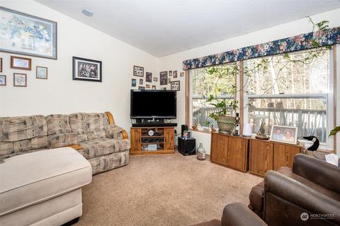 400 W Walnut St, Winlock, WA 98596 photo 6