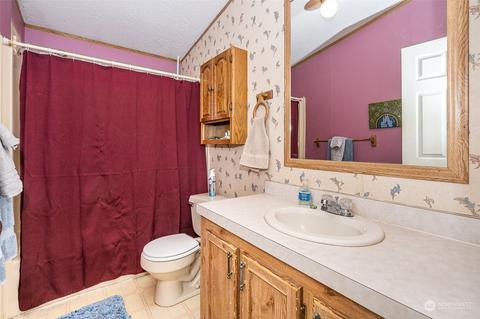 400 W Walnut St, Winlock, WA 98596 photo 22