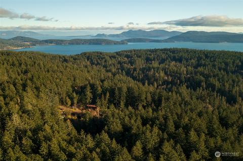 549 White Beach Rd, Eastsound, WA 98245