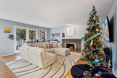 15403 101st Pl NE, Bothell, WA 98011 photo 3