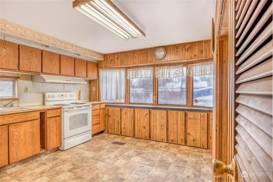  4136 NE Orchard Dr, Moses Lake, WA 98837 photo 10
