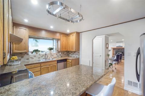 7204 Highland Dr, Everett, WA 98203 photo 12