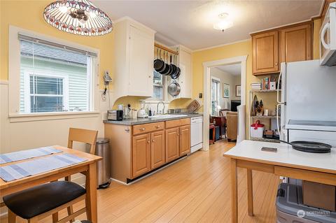 3503 Oakes Ave, Everett, WA 98201 photo 5