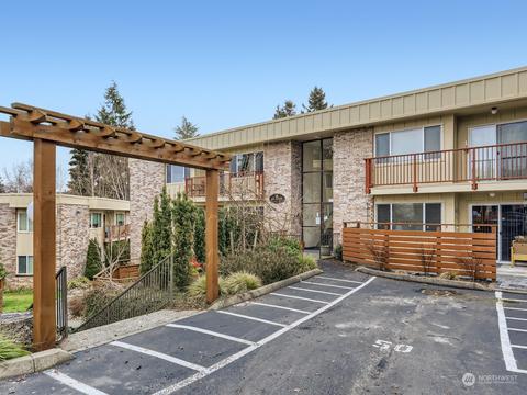 425 45th St SW #203, Everett, WA 98203 photo 1