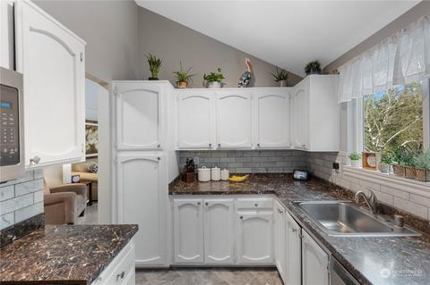 820 Cady Rd #C303, Everett, WA 98203 photo 7
