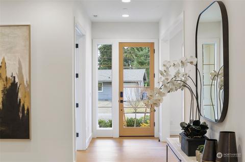 916 166th Ave NE, Bellevue, WA 98008 photo 3