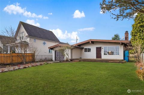 2324 Oakes Ave, Everett, WA 98201 photo 2