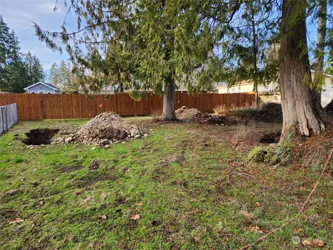 2845 Bona Vista Dr SW, Olympia, WA 98512