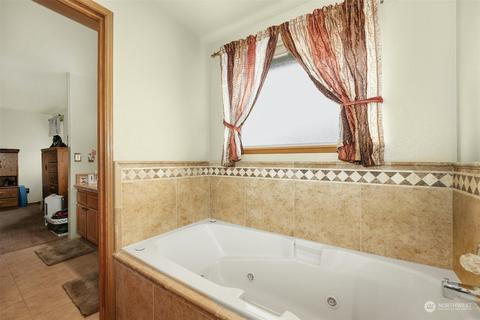 3501 Winter Pl, Enumclaw, WA 98022 photo 17