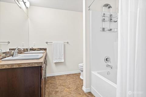 20327 126th Ave NE, Bothell, WA 98011 photo 32