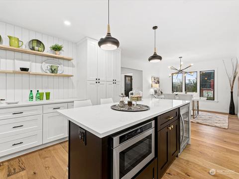 3302 E Pine St, Seattle, WA 98122 photo 8