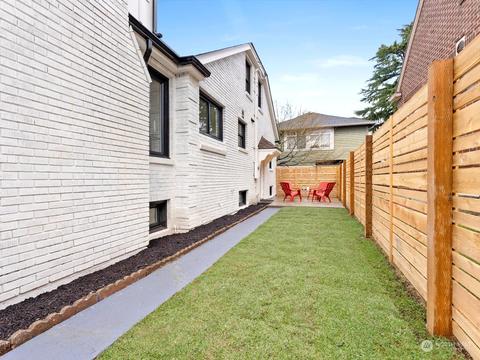 3302 E Pine St, Seattle, WA 98122 photo 29