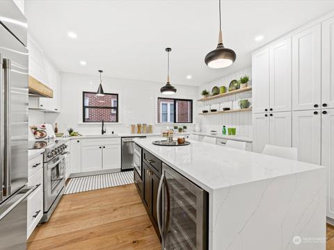 3302 E Pine St, Seattle, WA 98122 photo 5