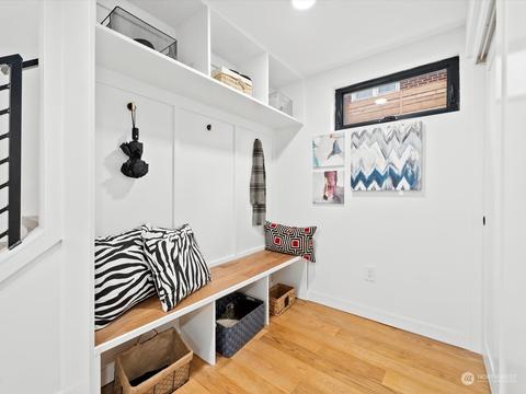 3302 E Pine St, Seattle, WA 98122 photo 21