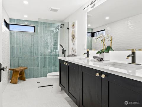 3302 E Pine St, Seattle, WA 98122 photo 18