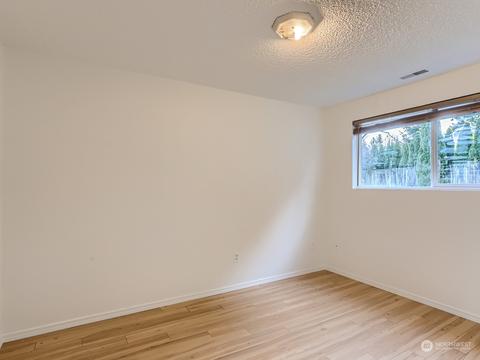 22031 7th Ave W, Bothell, WA 98021 photo 21