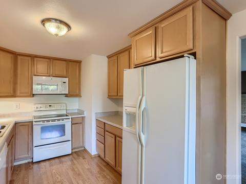 22031 7th Ave W, Bothell, WA 98021 photo 8