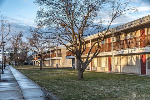 220 N College Ave, College Place, WA 99324
